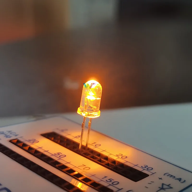 5mm Traffic Light LED Emitting Diodes Red Yellow Green Color Small LED Chips for Traffic Signal Beads