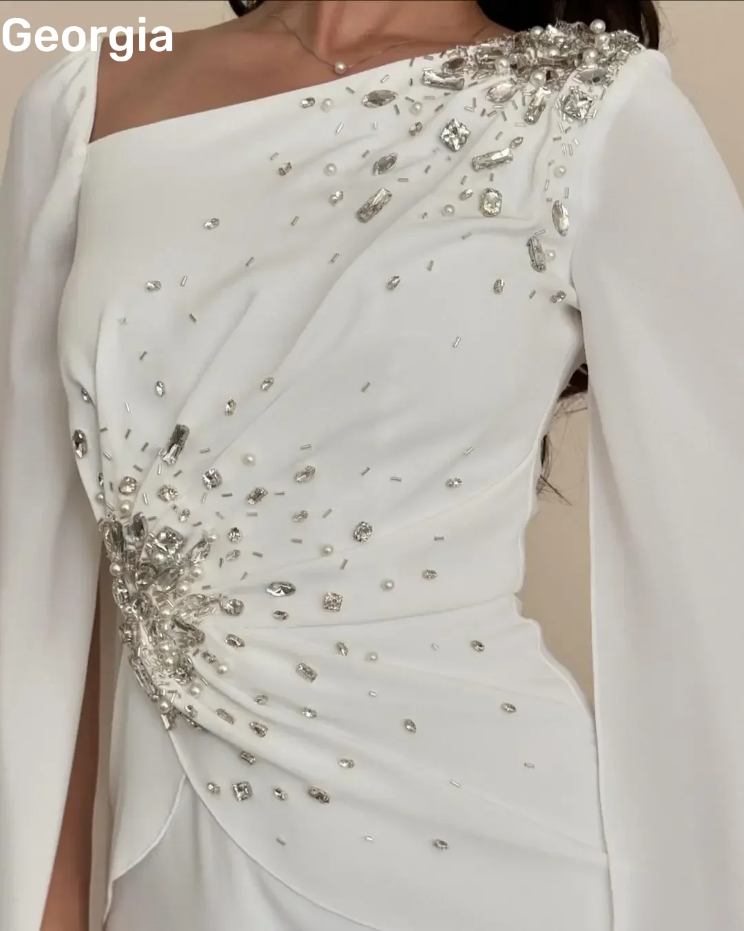 プロムドレス女性カスタマイズされた床の長さのコラムスクエアネックドバイ高級イブニングドレスジッパーアップビーズ長袖