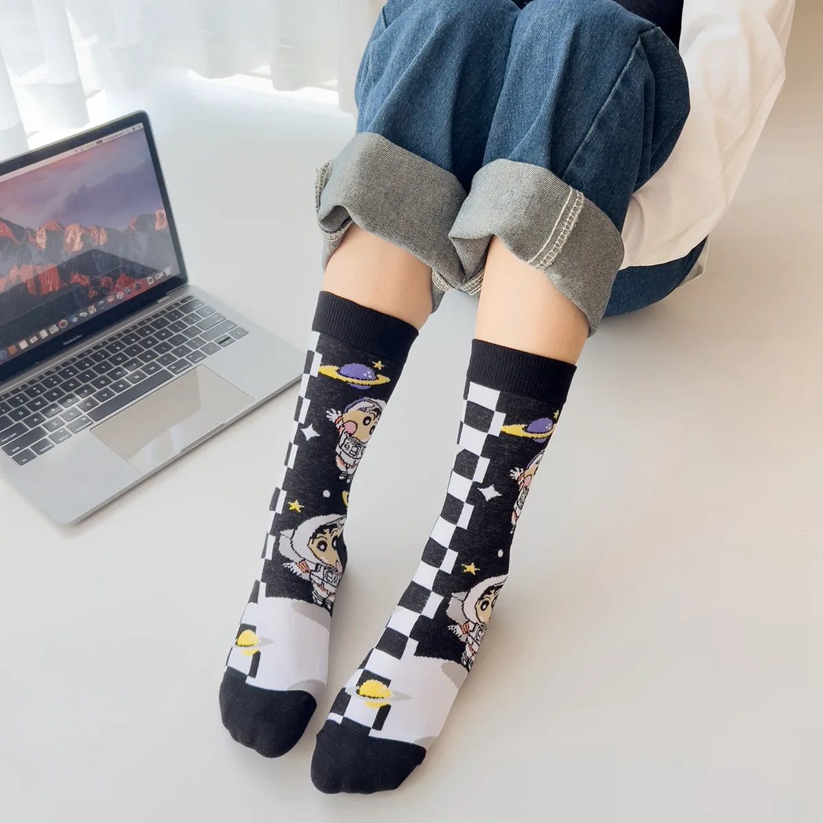 Adult Crayon Shin-chan Socks Fall Winter Combed Cotton Socks Men Women\'s Warm Long Socks Gifts Average Size 18-40 Years