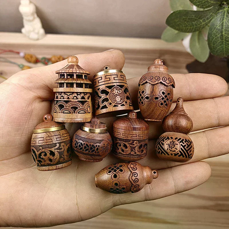 Wood Hollow Carved Aromatherapy Diffuser Bottle Mini Vase Pagoda Design Car Hanging Decoration Sealed Fragrance Jar Pendant