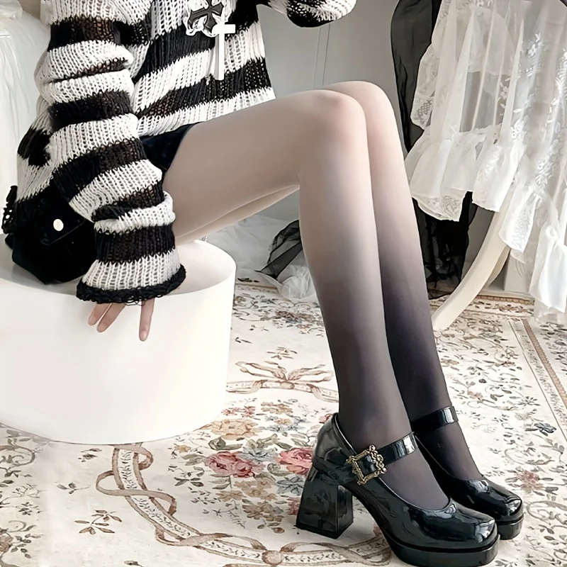 Summer Female Slim Fit Footed Cute Pantyhose Women Thin Translucent Lolita Stockings Hosiery Gradient Colours Sexy Stylish Tight