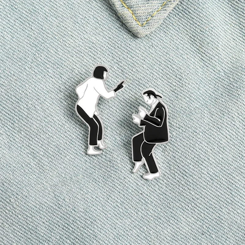 Creative Cartoon Movie Characters Brooches Pulp Fiction Metal Pins for Clothing Backpack Accessories Pendant Art Badge Jewelry