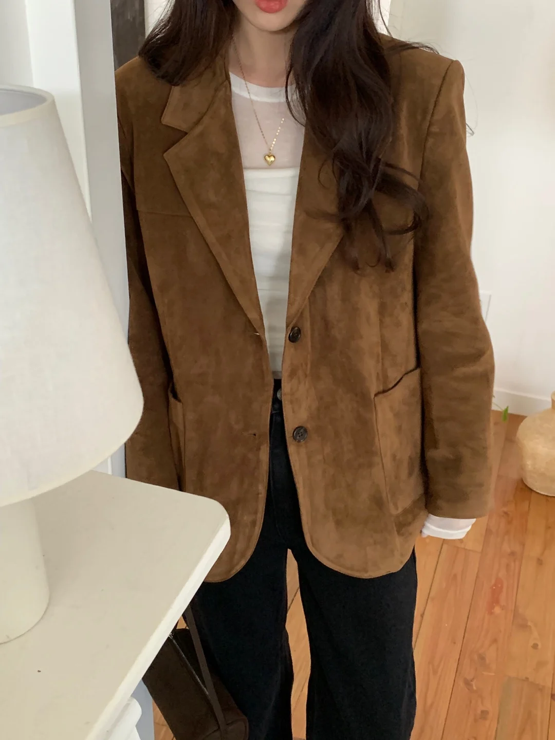 

Костюмный воротник в корейском стиле, однобортный замшевый пиджак с двойным карманом