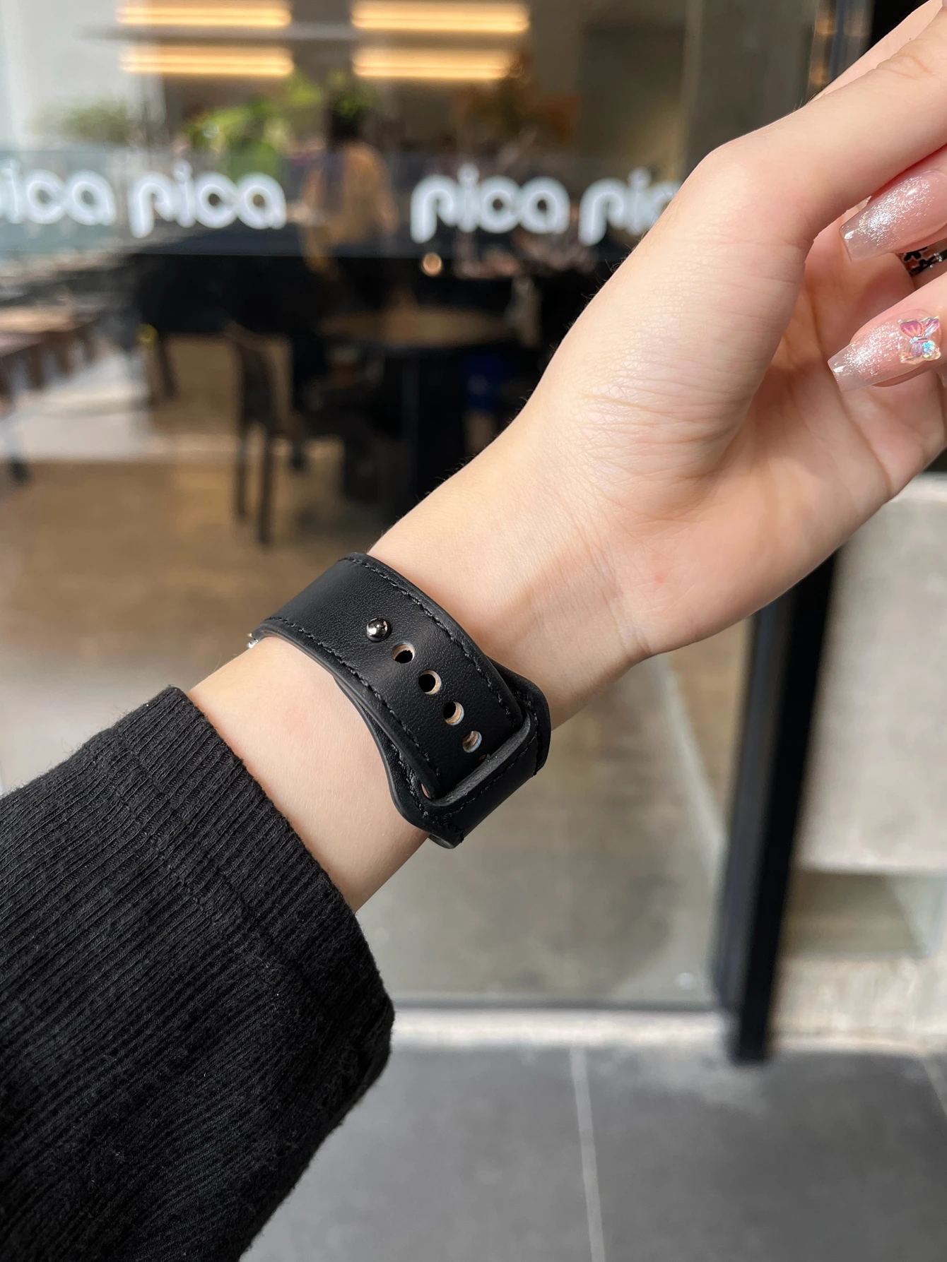 Leather loop Correa For Apple Watch band for women men 38mm 40mm 41mm 42mm 44mm 45mm 46mm 49mm Strap