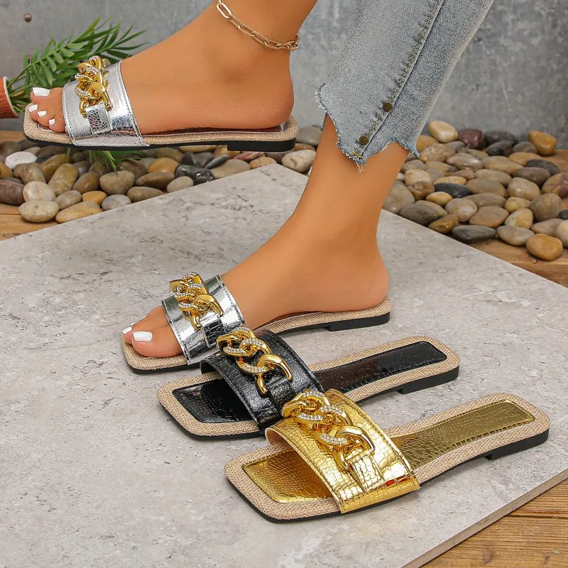 

2026 Women Summer Slippers Square Toe Flat Sandals Lightweight Comfortable Shoes Non-Slip Beach Casual Slippers Slides Women