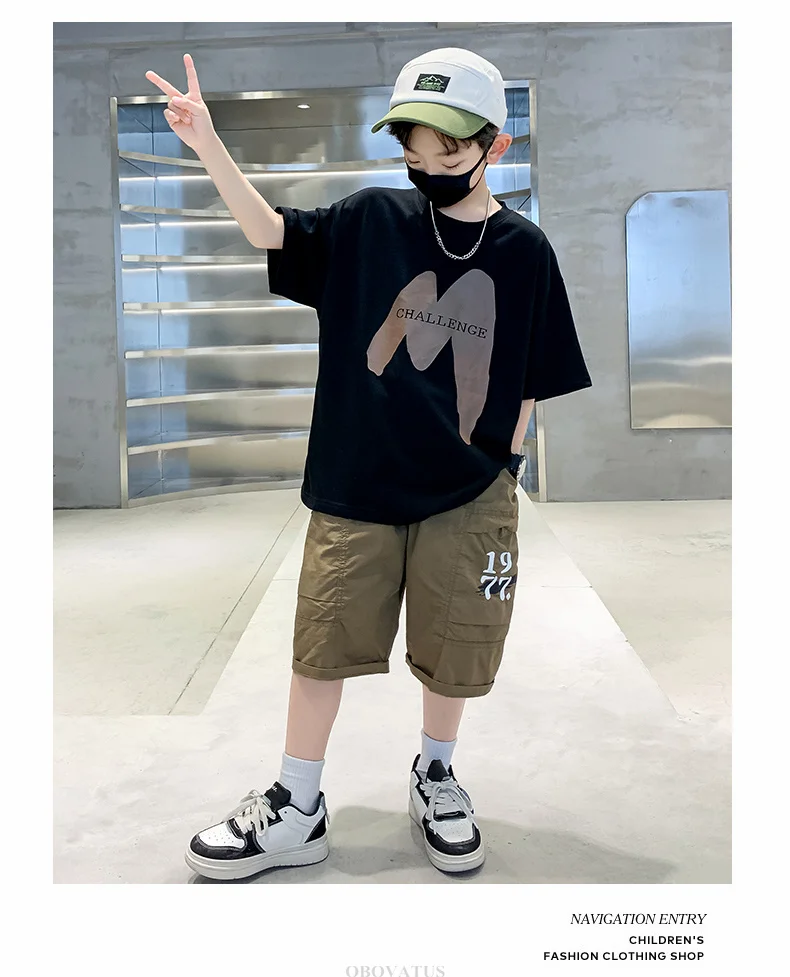 Neue Sommer-Luxuskleidung für Kinder: T-Shirts für Jungen im Teenageralter, Kurzarm-Baumwoll-T-Shirt mit elegantem Schriftzug-Print, Kinder-Outfit. – Detail 3