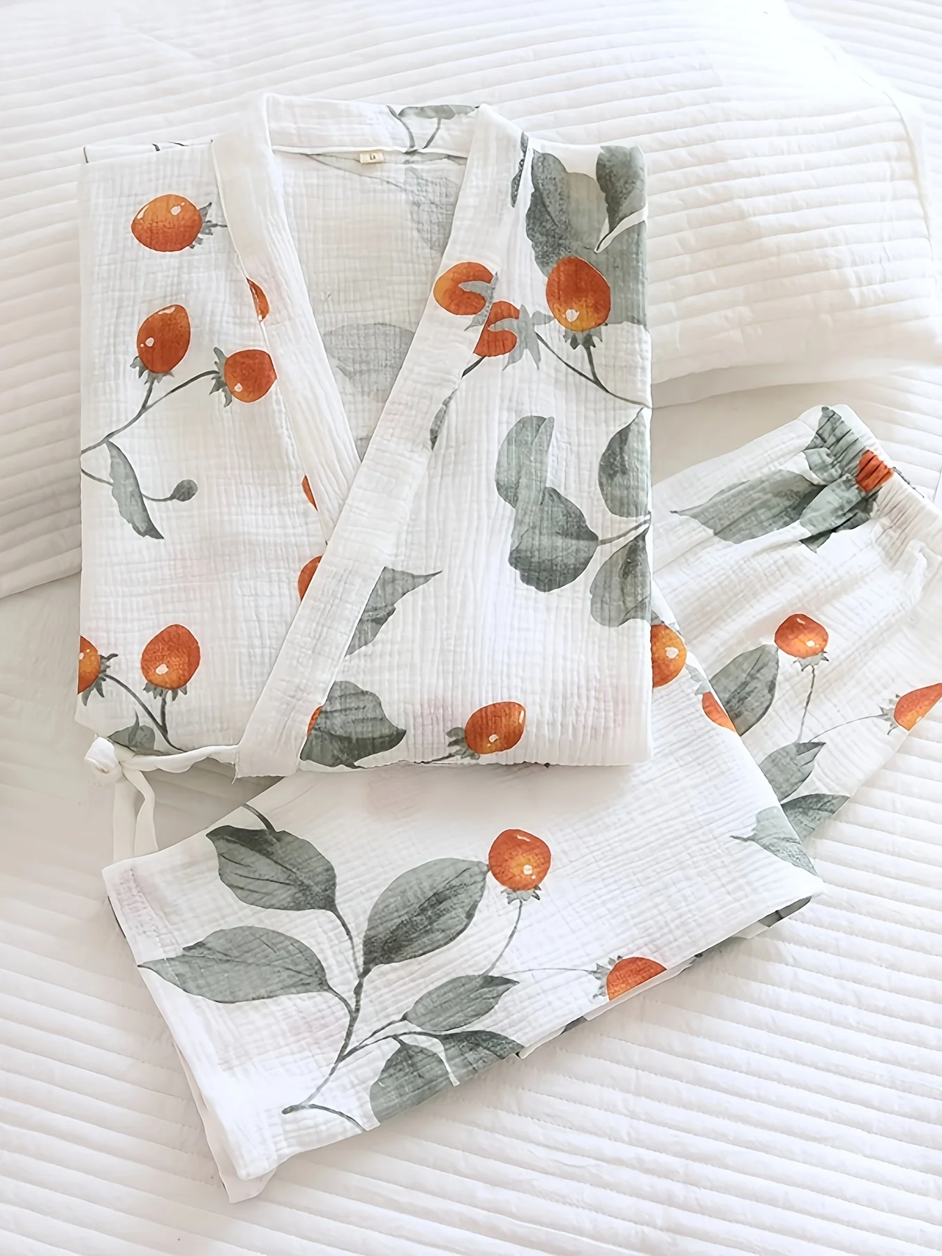 

Women'S Summer Lightweight Short Sleeve Pajama Set V Neck Tie Front Long Pants with Cherry Leaf Print Casual Home Wear Plus Size