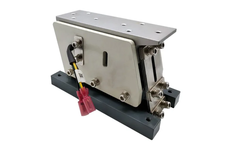YQ-140T Electromagnetic Linear Vibrating Feeder, Small Straight Vibrator 220V for Vibration Plate Light Load Parts Automatic