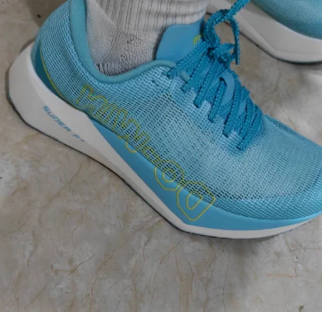 Professional running shoes, ultra-light shock-absorbing trainers, summer women's shoes, men's running shoes.