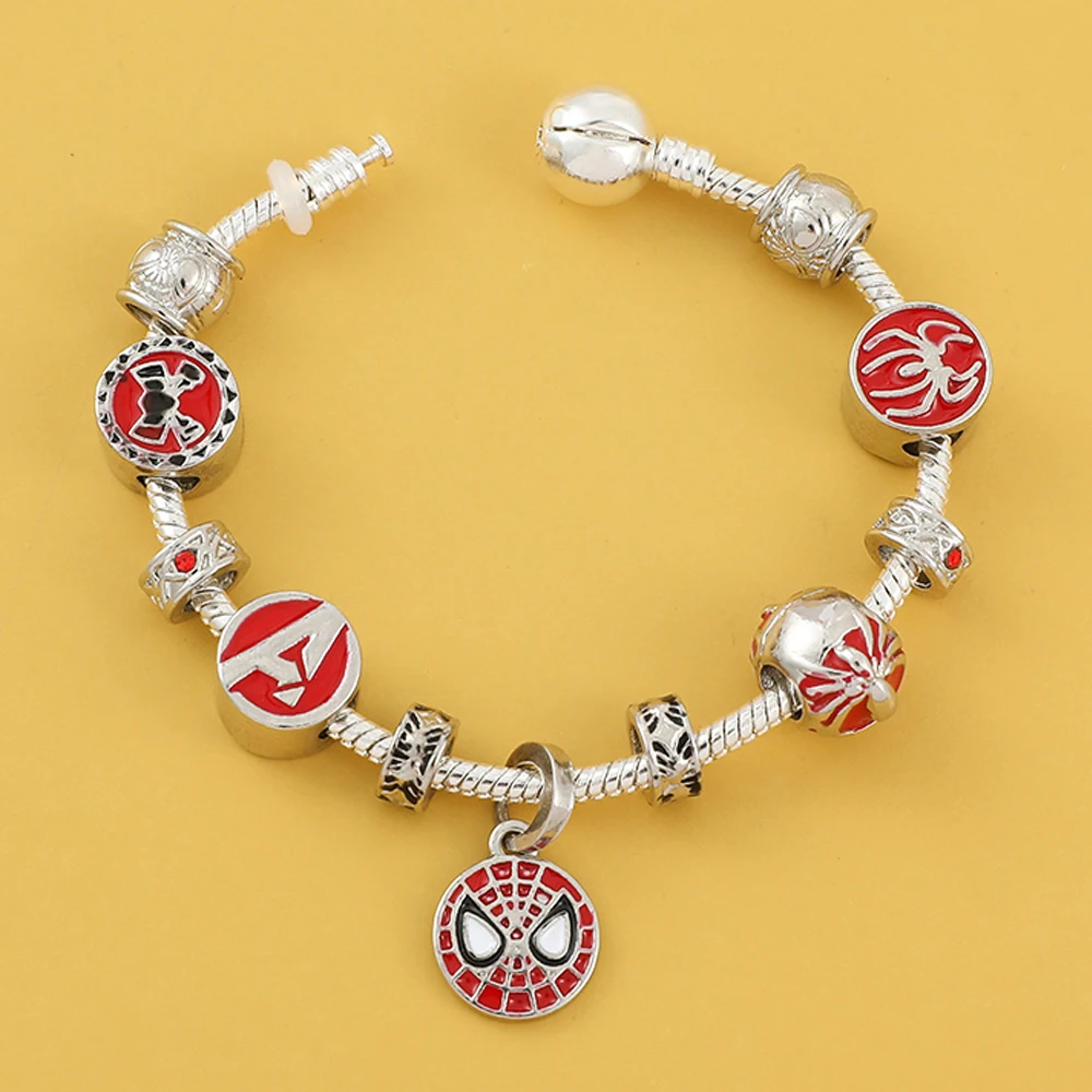 Bracelet à breloques Disney en perles de cristal, pendentif super-héros Marvel, Star Wars, bijoux pour femmes, accessoires pour Fans, cadeaux