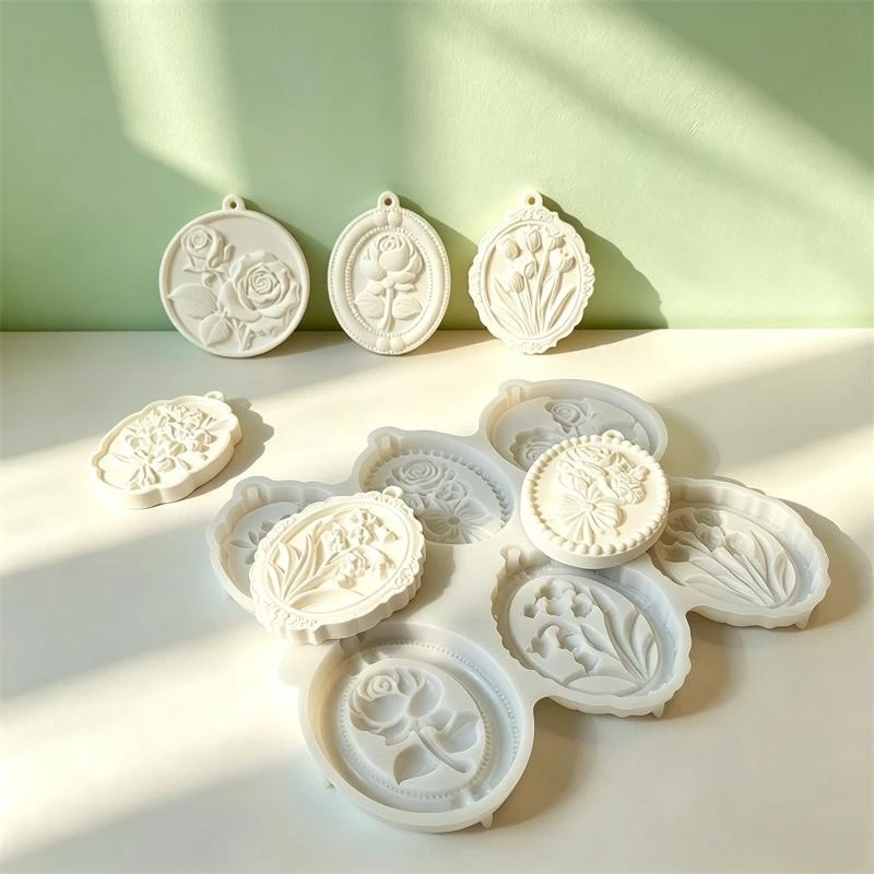 Rose Tulip Flower Plaster Hanging Ornament Silicone Molds Aroma Diffuser Wax Tablet Home Decor Resin Casting Craft Mould