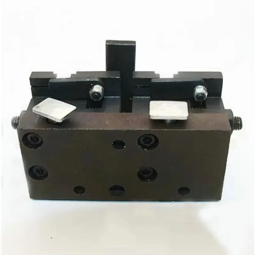 1PC Universal Chucking Tools for 998C 339C Vertical Key Copy Duplicate Machine Clamp Locksmith Tools Key Machine Parts