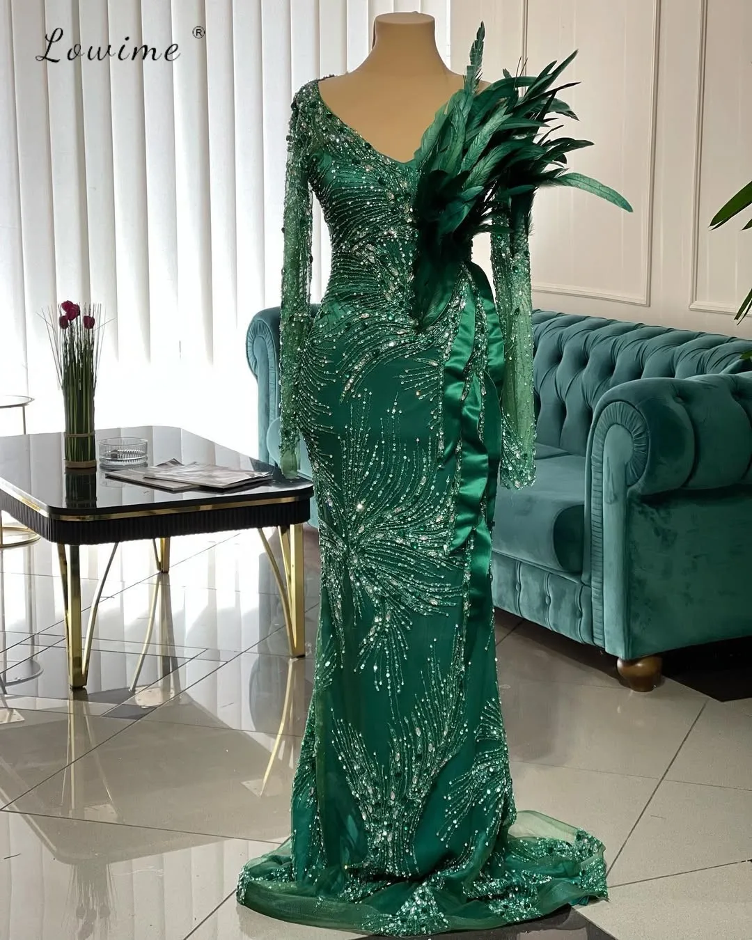 

2025 Green Feather Prom Dress Light Luxury Beading Evening Dress For Banquets And Events Customized