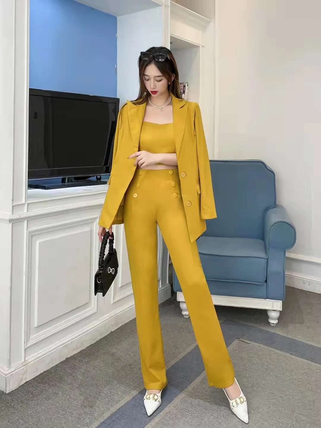 Women's Autumn Winter Vintage Casual Blazer Vest Wide Pants Set Commuting Solid Color Loose Suit Vest Trousers Three-piece Set