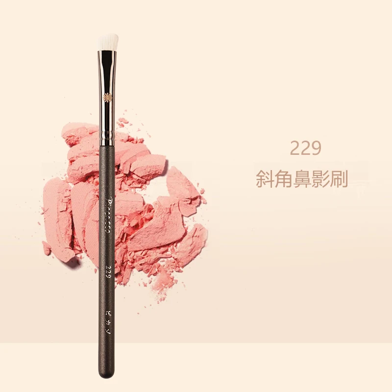 Pennello per trucco grigio Piccasso 229 Pennello per toelettatura Pennello per trucco professionale per viso in morbida lana bianca in legno massello Pennello per toelettatura dettagli