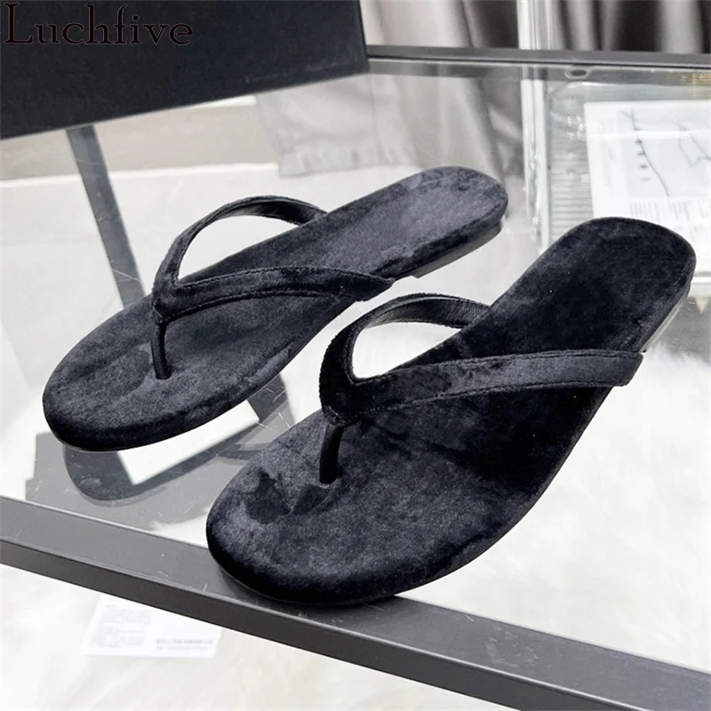 

Summer Hot Sale Luxury Flip Flops Flat Slippers Women Narrow Band Designer Mules Slippers Fashion Casual Beach Slippers Women