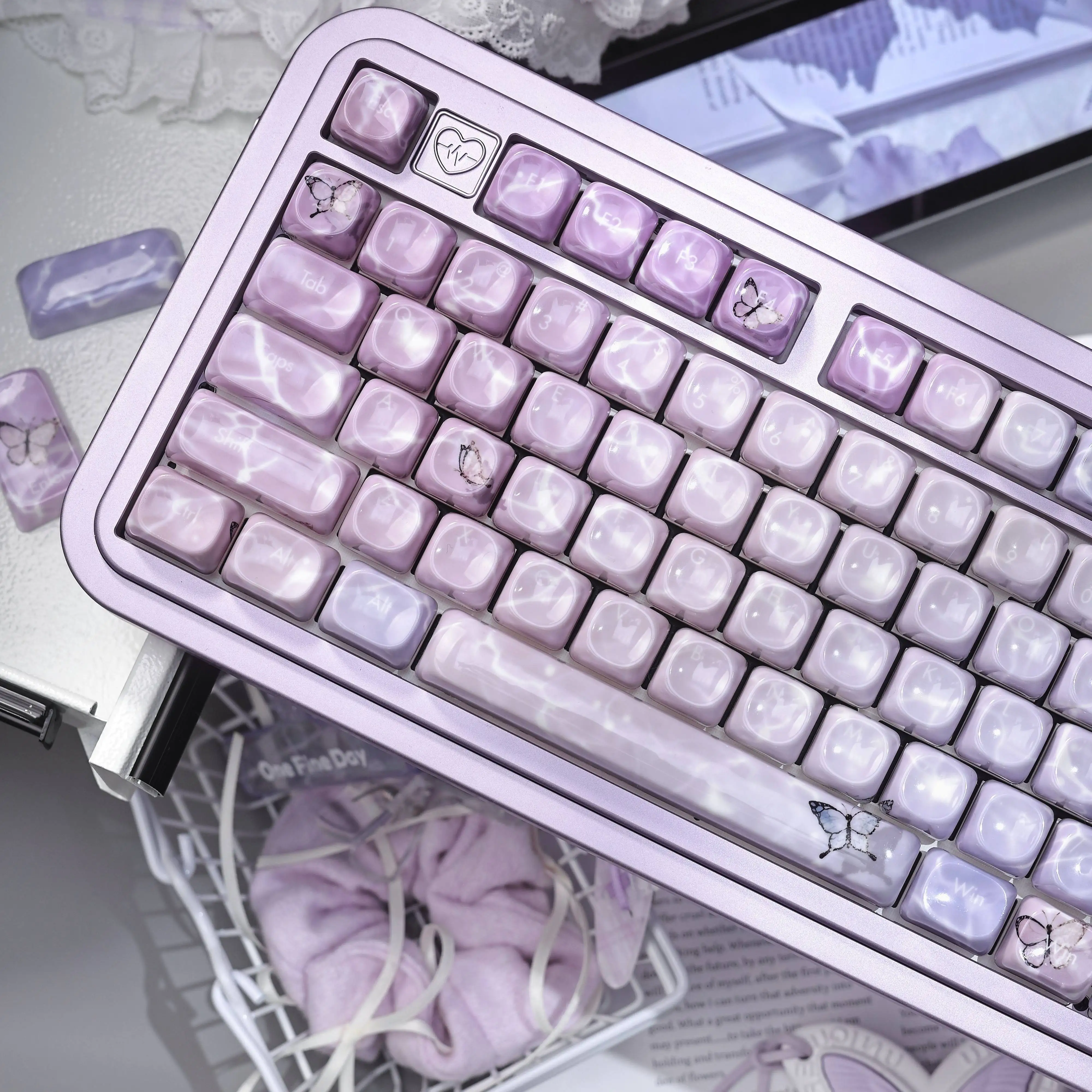 MAIMOOO Light Purple Butterfly Keycap MOA Profile PC Dreamy Water Ripple Jade Texture Jelly Keycaps for Mechanical Keyboard
