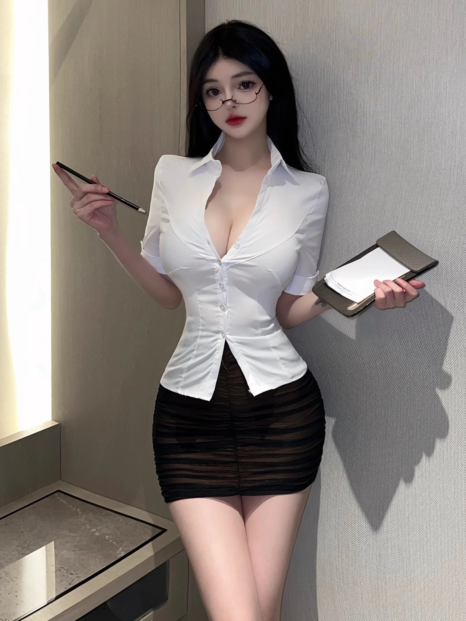 

Sexy Slim Fit irt And Skirt Set Single Button ort Sve ow Chest Large orm Sle Faionable And Slimming