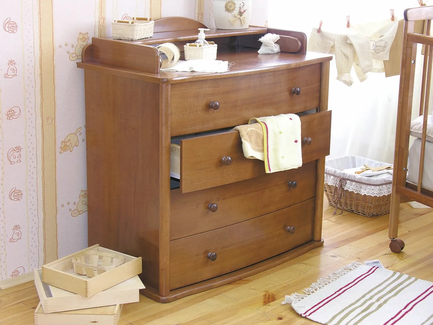 Modern Minimalist Solid Wood M - đánh giá và giá Baby Nursery Dresser