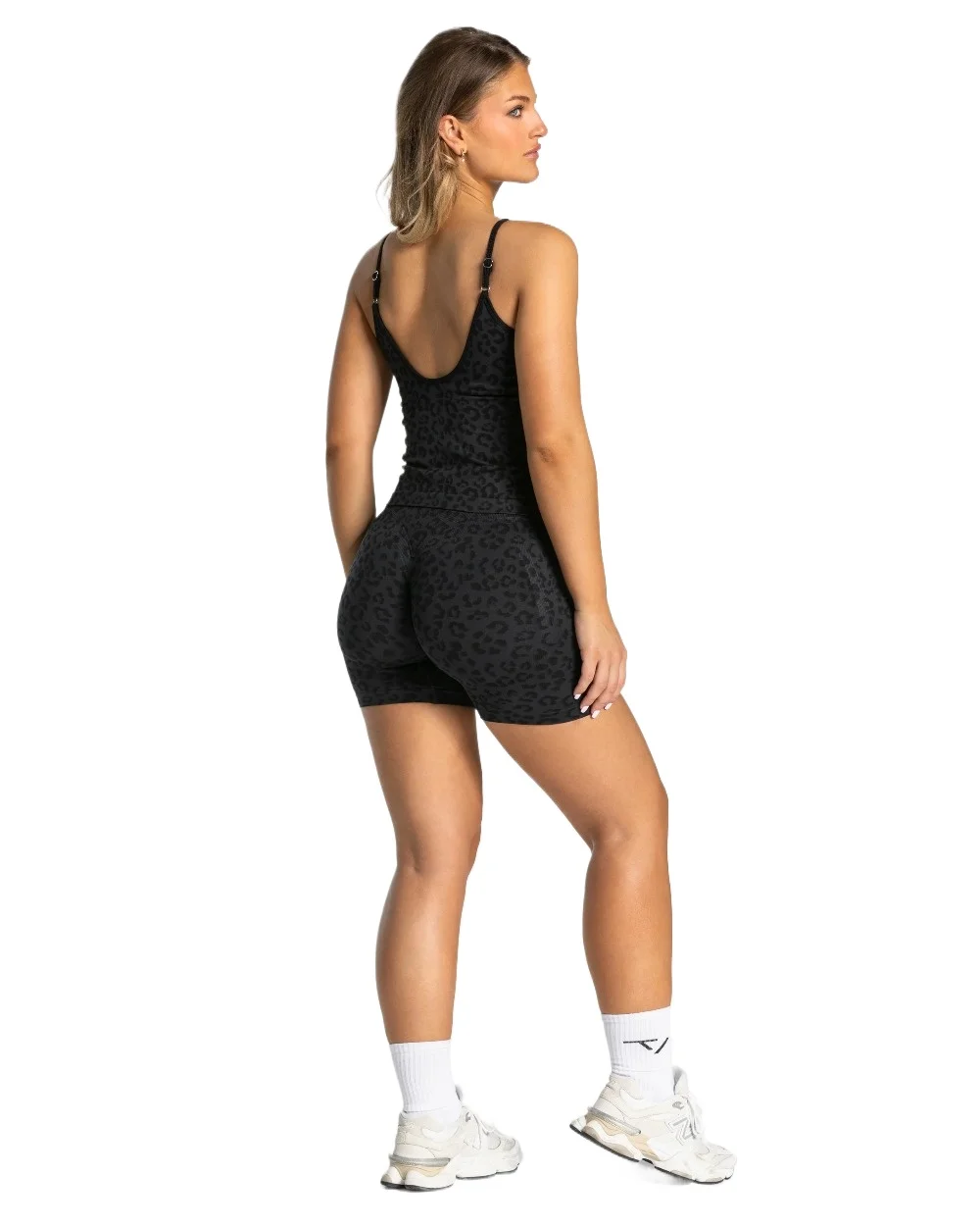 Women's Workout Shorts Leopard Sculpt — Seamless