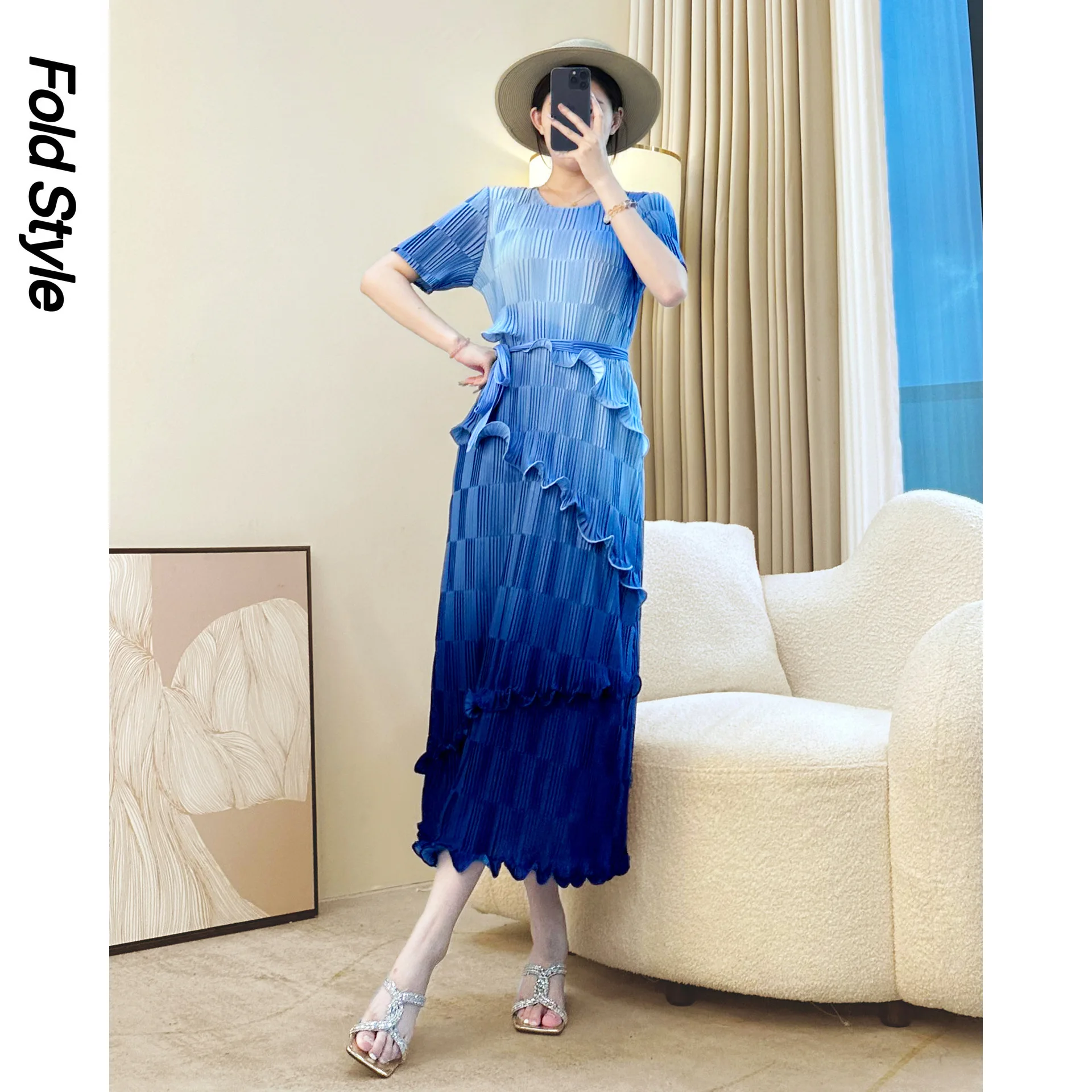 

Miyake Style Pleated Dress Women 2025 Summer New High-End Solid Color Fashion Tassels Slim-Fit Figure Flattering Tiered Dress