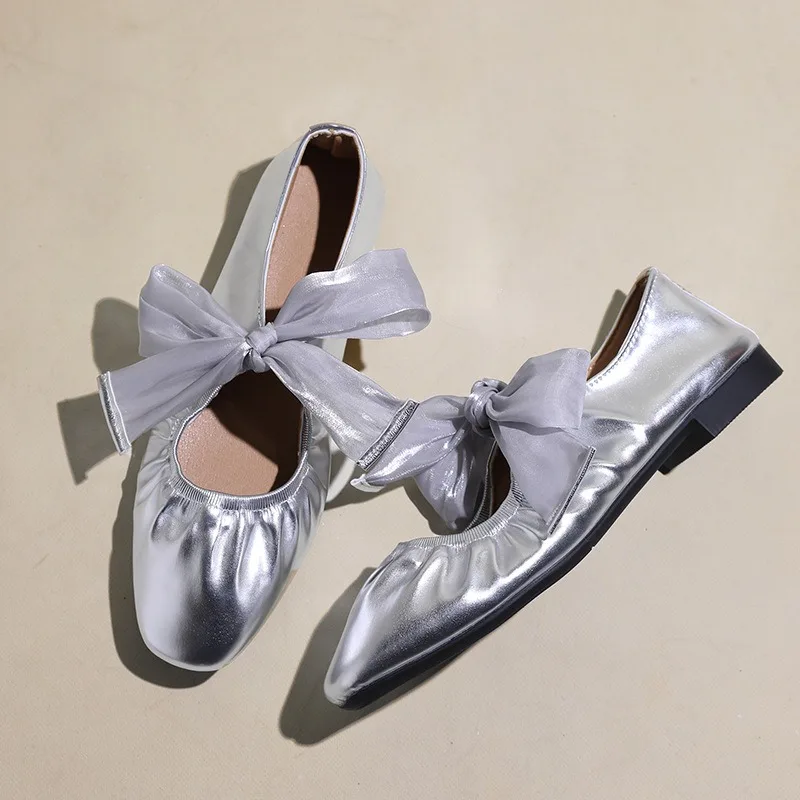 

Women Summer Ballet Shoes Elegant Bow Lace Lace Up Shoes Classics Black Sliver Pleated Flats Temperament Mary Jane Shoes Zapatos