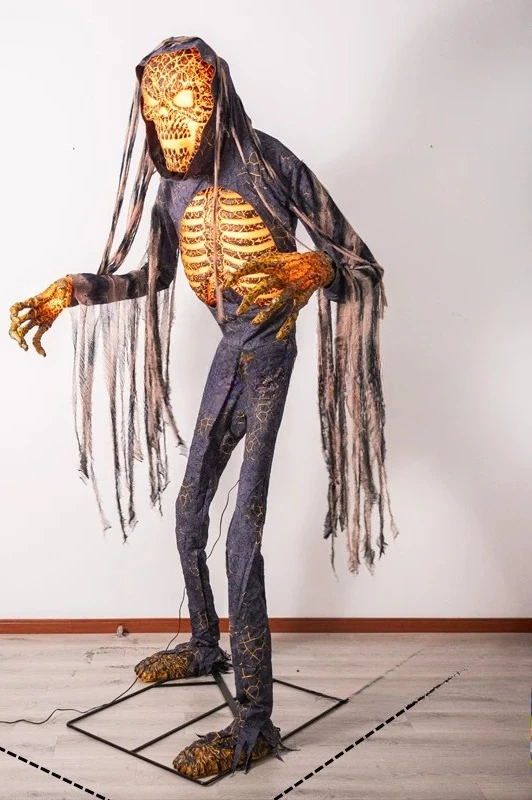 Factory Direct 20.26 million Halloween Large electric voice-activated sensor ornament Amusement park Haunted house secret room