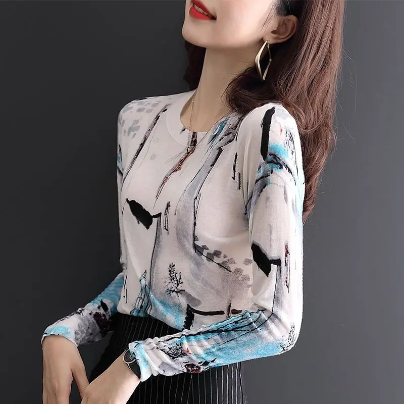 

Loose Fitting Top Retro Printed Round Neck T-shirt Women's Spring and Autumn Casual Bottom Shirt Long Sleeves B416