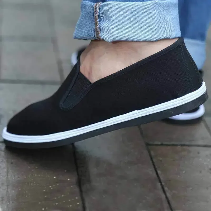 New Black Cotton Shoes Chinese Kung Fu Shoes Wing Chun Tai Chi Slipper Martial Art Pure Cotton Shoes Wushu Kungfu Martial Arts F view 6