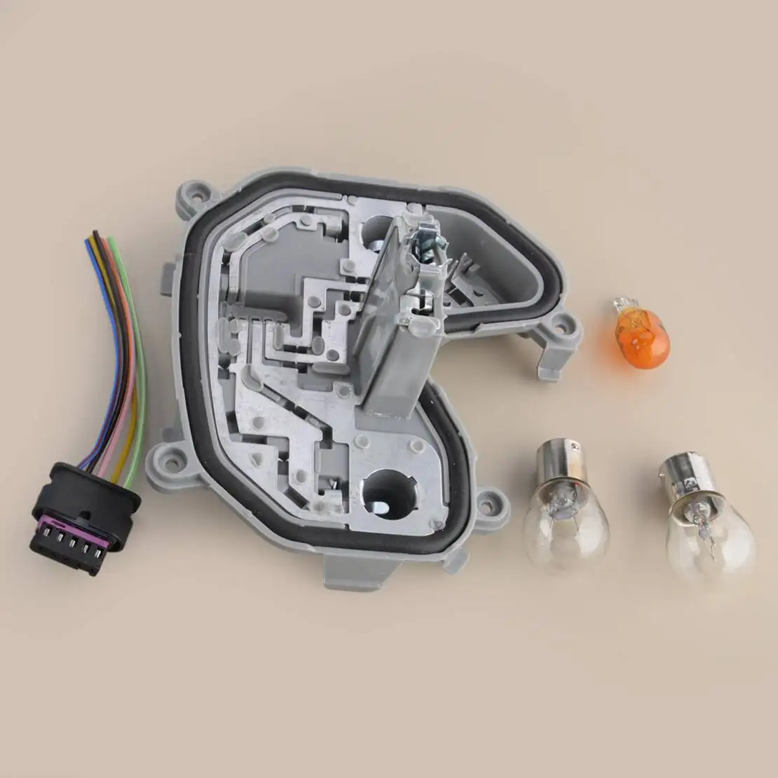 Rear Right Tail Lamp Light Holder Bracket & Plug Connector Pigtail & Bulb Fit For Jeep Renegade 2015-2023 68458452AA