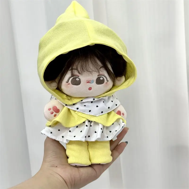 20 cm Plüsch Puppe Kleidung Handgemachte Süße Nette Gelbe Pullover Schuhe Weiß Polka Dots Halstuch Mode Set Für Puppe Zubehör