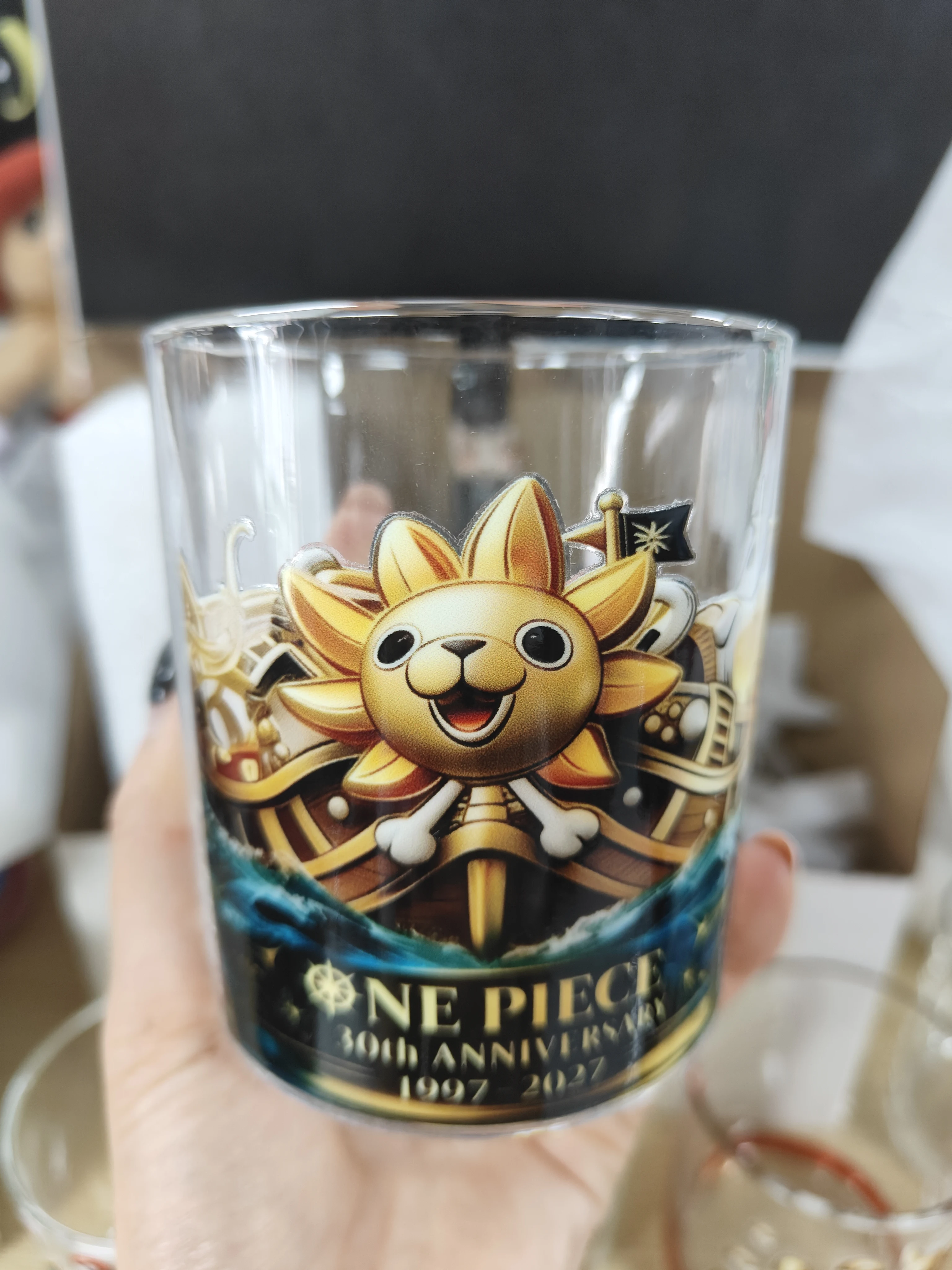 Neuer Pokémon 30. Jubiläums-Whiskey-Tumbler mit historischem Muster, Vintage-Porträt-Design, Glasbecher – Detail 6