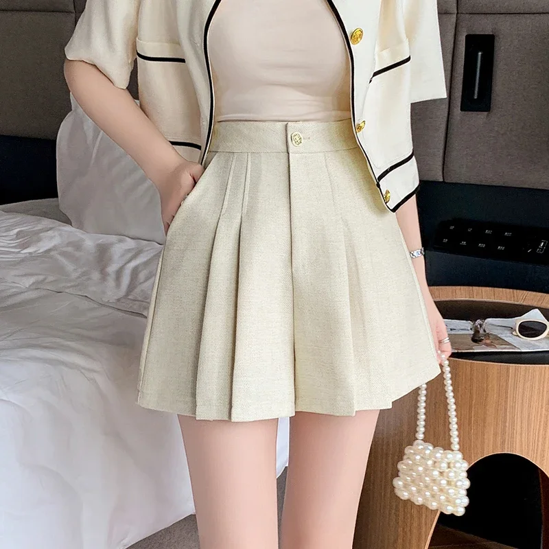 

Vintage Women's Shorts 2025 New Spring Summer High Waist Solid Color Pockets Pleated Casual Shorts Female All Match Streewear