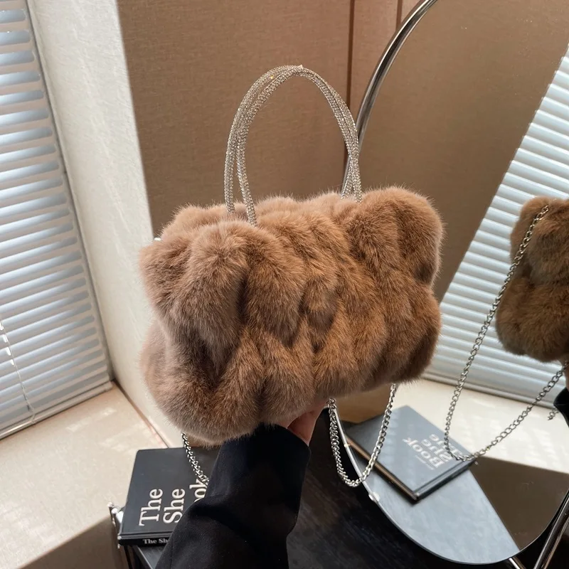 

한국 유행 가방 크로스백 Diamond Top-Handle Fluffy Handbag Designer Luxury Plush Winter Soft Faux Fur Crossbody Bag Women Dinner Party Bag