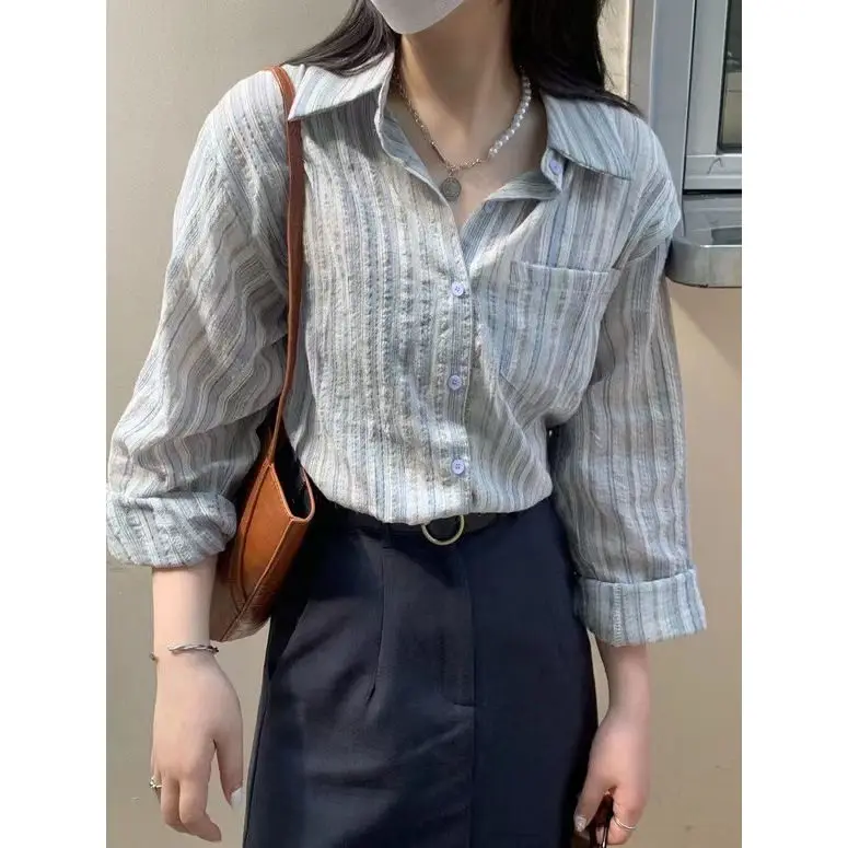 

Новая женская свободная рубашка с длинным рукавом в полоску, защита от солнца, модный дизайн, повседневная, стандартная длина, тонкая ткань, 2024