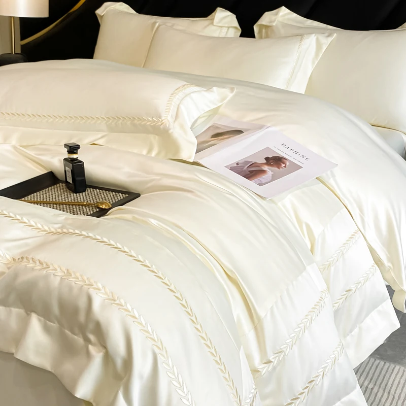4Pcs Light Luxury Wind Class A Maternal and Infant Ice Silk Embroidery Bedding Duvet Cover 200x230 220x240 Summer Bedding Set