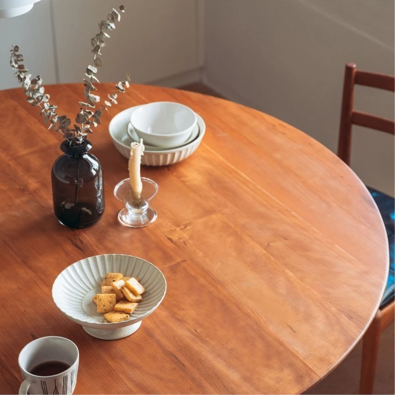 الشمال اليابانية الحديثة بسيطة غرفة الطعام غرفة المعيشة الرجعية الفولاذ المقاوم للصدأ طاولة مستديرة المنزلية شقة صغيرة طاولة طعام