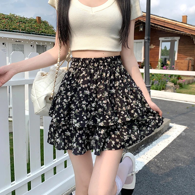 2024 Summer New Korean Edition Sweet Small Fragmented Flower Short High Waist Slim Loose A-line Fluffy Half skirt for women