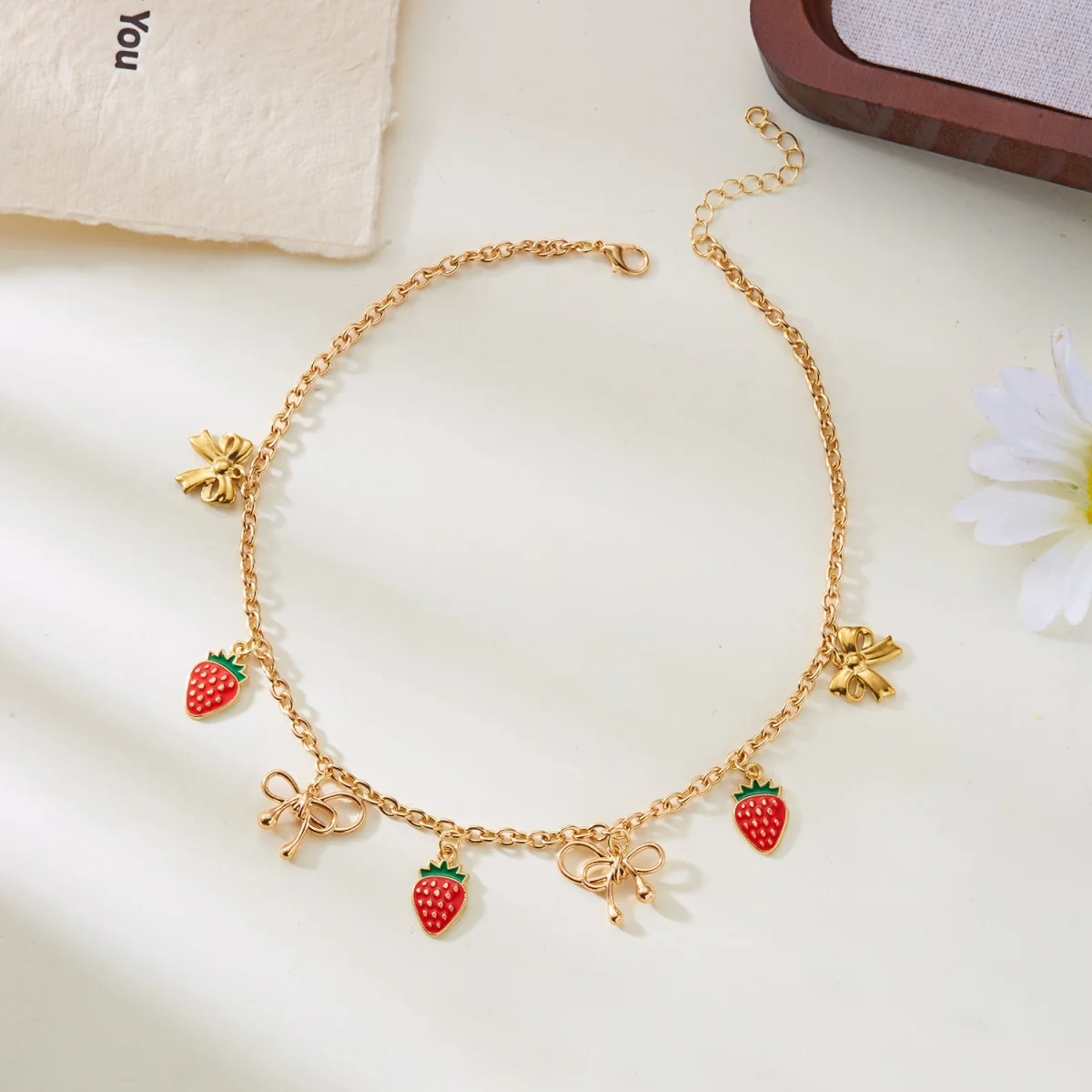 Reisperlen-Erdbeer-Anhänger-Halskette für Damen und Herren, süße, niedliche Kirsch-Herz-Schleifen-Quasten-Halskette, Y2K-Sommer-Modeschmuck – Detail 25