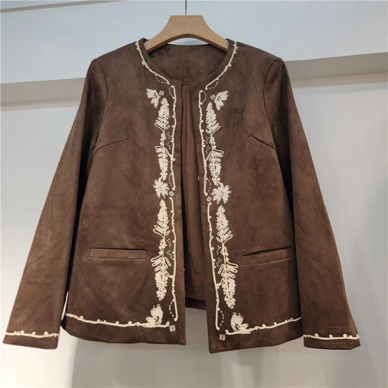 QICHE Women Contrast LaceTrim Cropped Faux‑Suede Outerwear Retro Chinese‑Style Round‑Collar Heavy‑Duty Embroidered Casual Jacket