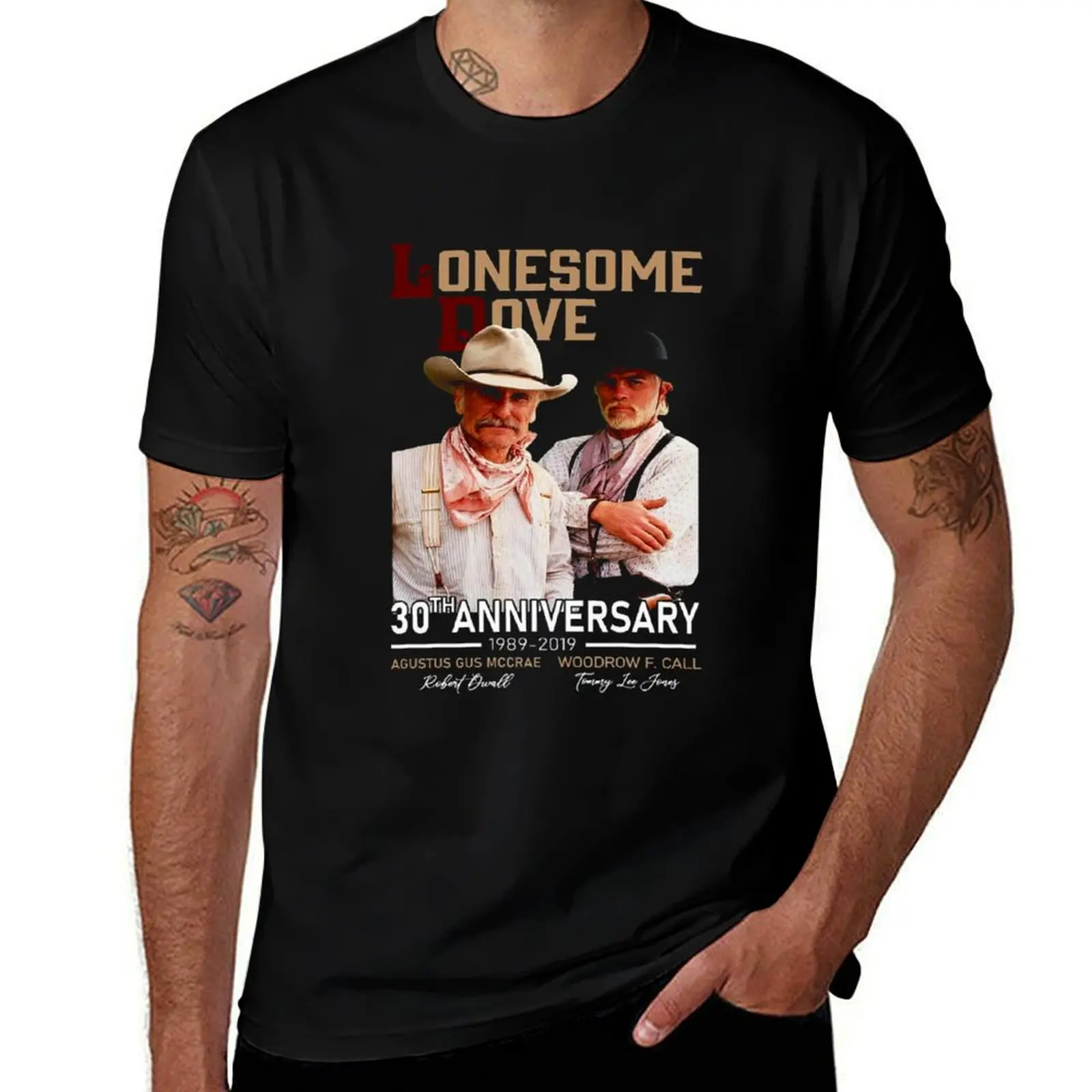 

Lonesome Dove 30th Anniversary 1989 2019 Signatures T-Shirt Lightweight Gym Training T-Shirt