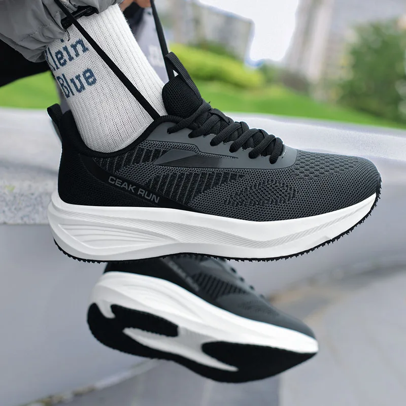 Mens Shoes Four Seasons Breathable Soft Bottom Men Shoes Outdoor Running Shoes Fashion  Men Sports Shoes Fashion Lace Up Daily
