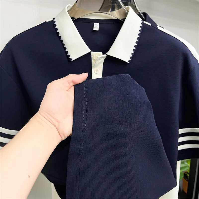 Herren-Poloshirt Neuer Sommer-Baumwoll-Freizeit-Kurzarm-T-Shirt Luxuriöses Besticktes Revers-Oberteil im Herren-Stil – Detail 8