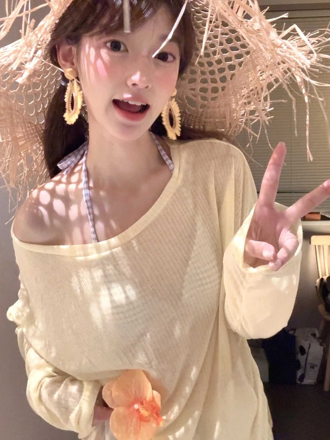 

New Beautiful Stripe Bikini Women's Two-Piece Long Sve Sunscreen White ort Pants Conservative Holiday Hot Spring Beach S...