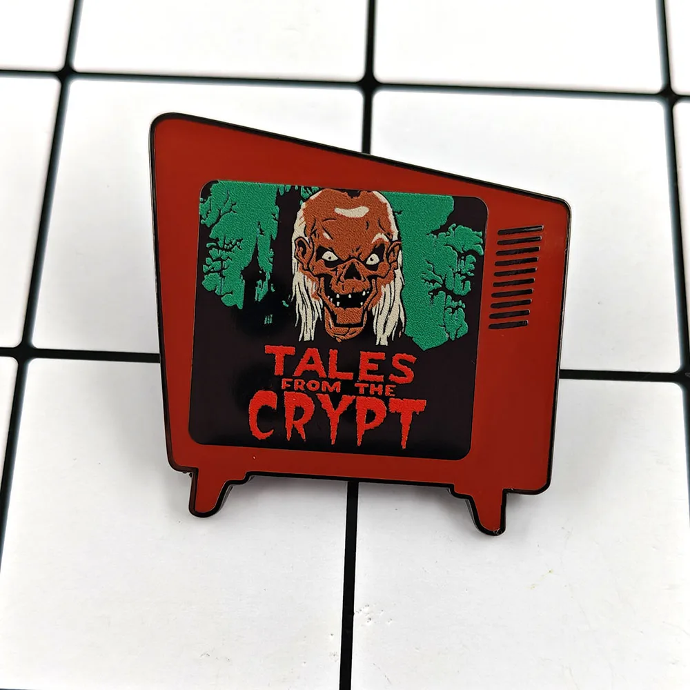 Classic American Horror Drama Brooch Vintage TV Style Enamel Pin Horror Culture Enthusiasts Periphery Badge Fans Decoration Gift
