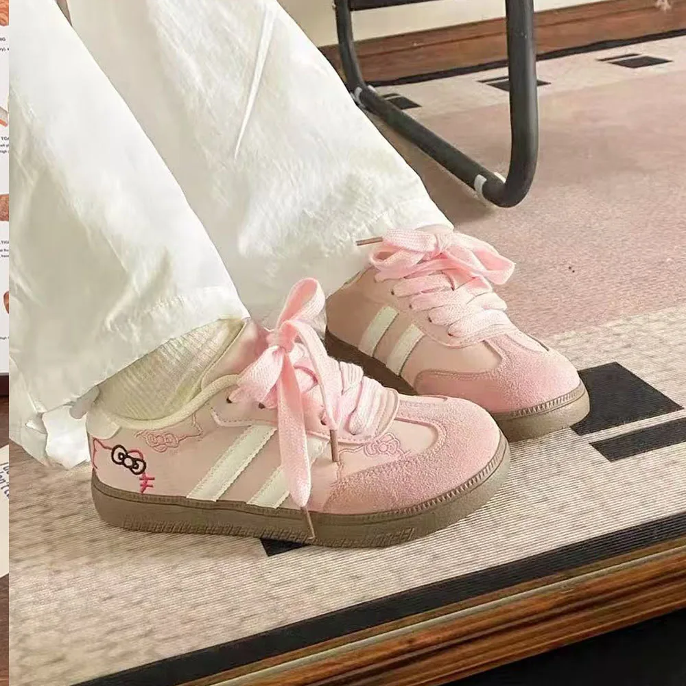 Hello Kitty Damen-Sneaker mit Schnürung für den Freizeitbereich …