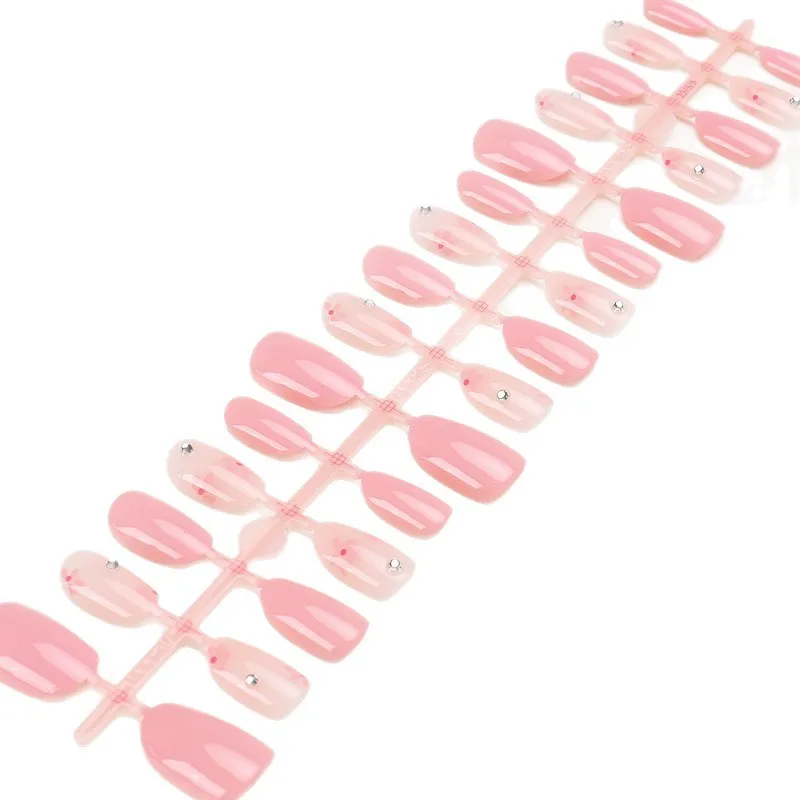 

Tender Pink Petal Diamond Wear Nail Short Oval Nail Patch Sweet Pure Wind Nail Art Patch