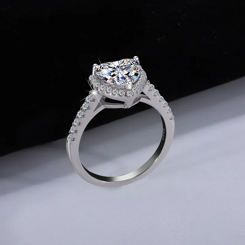 

Высококачественное серебряное кольцо неправильной формы с муассанитом в форме сердца, женское кольцо в форме сердца с муассанитом