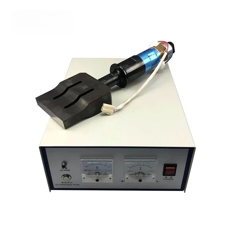 Piezoelectric Fast Delivery Efficient 20kHz Ultrasonic Plastic Spot Welder For Making Toy Welding Machine