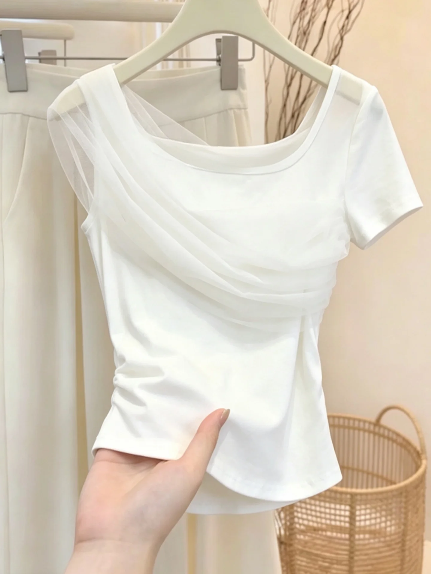 

Fashionable Mesh Splice Design T-Shirt Commute Casual Women's Summer Top Straight Tube Type Short Sleeve round Neck T-Shirt